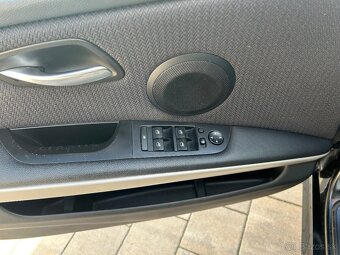 BMW 3 e91 facelift - 6