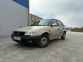Opel Astra F 1.6 - 6