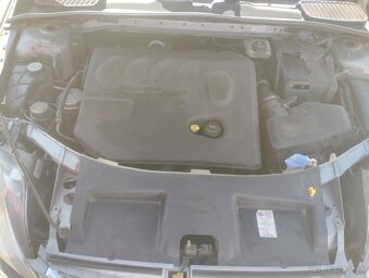 Predám Ford Mondeo combi 85kw manuál - 6