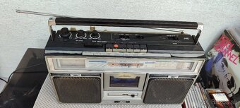 Radiomagnetofon JVC - 6