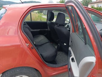 Toyota yaris - 6