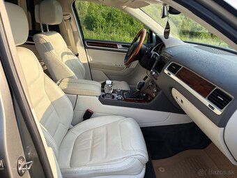 Volkswagen Touareg II 3.0 V6 TDI BMT Premium 4MOTION - 6