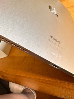 Apple Ipad Air 5 (5.ta generacia) 64GB Wifi - 6