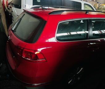 Volkswagen Passat Variant 2.0TDi , havarované - 6