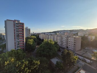 Prenájom 1 izbový byt , balkón Manhattan Račianska ul. - 6