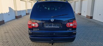 Predám Volkswagen Sharan BUSINESS 4X4 19.TDI XENON - 6