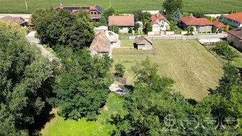 BOSEN | Na predaj jedinečný pozemok priamo na brehu Malého D - 6