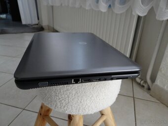 15.6" HP 650/ Intel 2x2.4GHz /8GB RAM/ 500GB HDD/ Intel Gr. - 6
