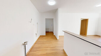 Na predaj 3-izbový byt so záhradkou – Most pri Bratislave,  - 6