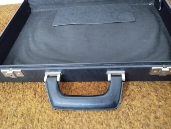 Koženkový diplomatický kufrík - 6