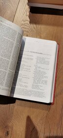 Biblia v prešívanom obale - 6