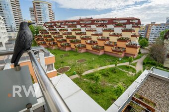 REZERVOVANÉ - VEĽKORYSÝ 2 izb. s takmer až 14 m2 TERASOU - 6