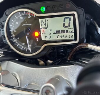 SUZUKI gsr 750 cena 3 600€. - 6