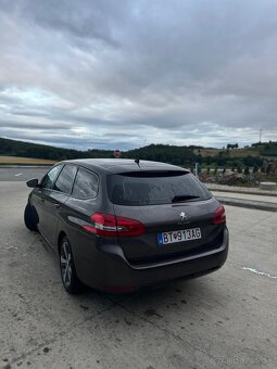 Peugeot 308SW 2.0 HDI 110kW - 6