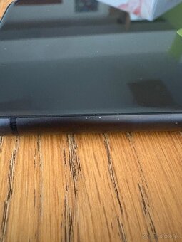 Predám iPhone 11 – 64 GB, čierny - 6