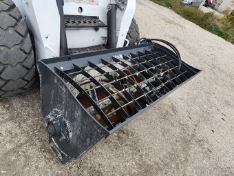 Nakladač Bobcat S330 + príslušenstvo. - 6