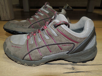 Salomon Wings Access GoreTex a Mammut GTX Vibram - 6