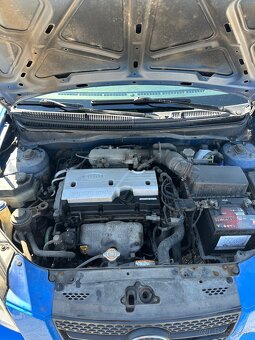 KIA Rio - 6