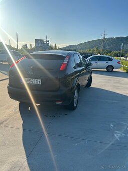 Ford Focus 1.6 - 6