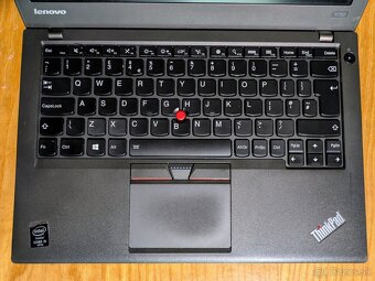 Predám Lenovo ThinkPad X250 8GB/500GB + dock + obal - 6