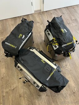 Givi TREKKER OUTBACK + vnútorné tašky - 6