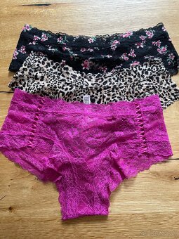 Brazilky M od Victoria’s Secret / PINK - 6