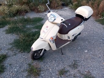 Predám Skúter Kymco 50 4T Rv2009 - 6