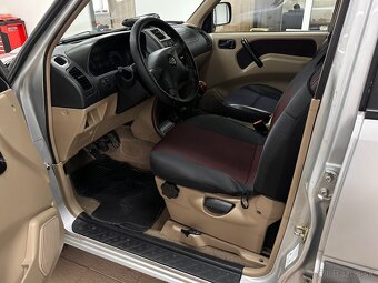 Nissan Terrano II 2.7 - 6