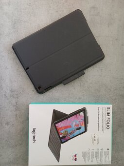 Apple iPad 10.2 (9. gen.) Cellular 64GB + Logitech SLIMFOLIO - 6