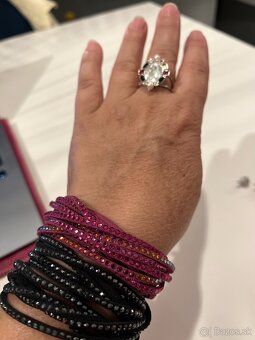šperky swarowski, hodinky Thomas Sabo a CK, blúzky kabelky - 6