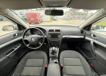 Škoda Octavia 2, predfacelift sedan, combi - 6