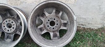 Predám elektróny VW group 6Jx15 H2, 5x100 - 6