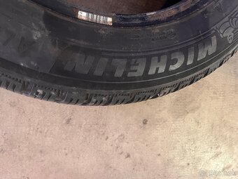 205/60R16 Michelin zimne - 6