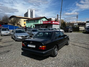Mercedes-Benz 200 124E - 6