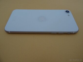 iPhone SE 2020 128GB WHITE - ZÁRUKA 1 ROK - PERFEKTNY STAV - 6