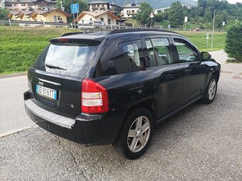 Jeep Compass 2.0 CRDi - 6