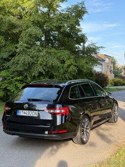 Škoda Superb 2.0 TDI L&K - elegantný a praktický - 6