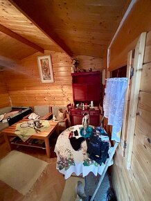 Na predaj drevená chatka na dvojpozemku na Zúgove - 6