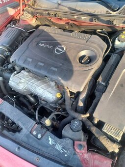 Rozpredam Opel Insignia 2.0CDTI 96kw 118kw - 6