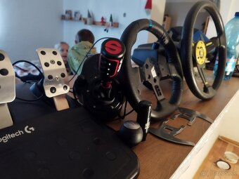 Logitech g29+ Shifter - 6