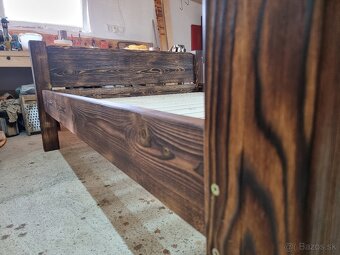 Postele z masívu - 6