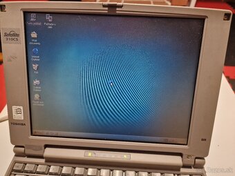 Toshiba Satellite 210CS retro laptop - 6