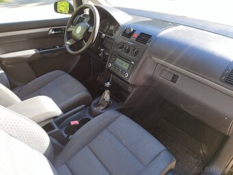 VOLKSWAGEN TOURAN - 6