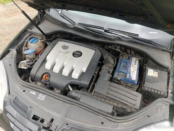 Volkswagen Golf 5 2.0tdi 103kw Manuál - 6
