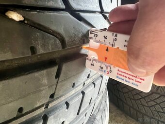 255/40/ R20 101W Pirelli P Zero - 6