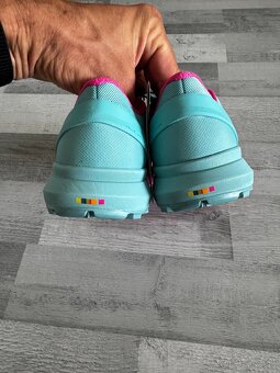 NOVÉ Dynafit Ultra 50 W UK 5 , 5,5 , 6,5 NOVÉ - 6