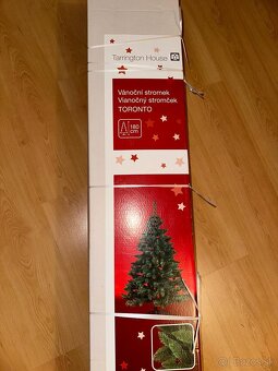 Vianocny Stromcek 180cm - umelý - 6