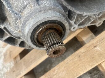 T5 2.5 tdi manualna 6st prevodovka - 6