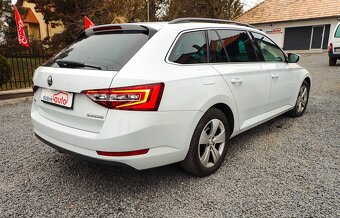 ŠKODA SUPERB COMBI 2.0TDI 110kW - MATRIX, NAVI, ŤAŽNE - 6