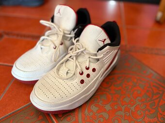 Tenisky Jordan  39 - 6